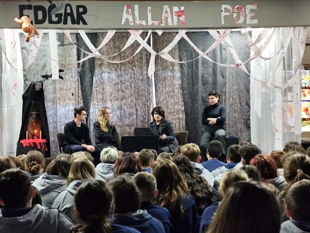 Sarau Literário convida alunos à prática da literatura no Sinodal Conventos